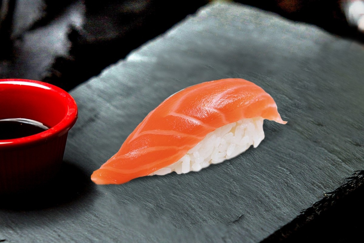 Тунец апрелевка. Тунец в собственном соку. Сушинка нижний. Пикантный тунец. Тунец макрелевый в банке.